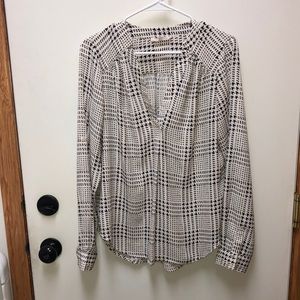 Houndstooth blouse by HAWTHORN